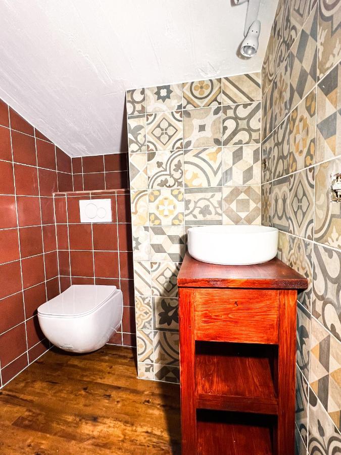 Hotel Candide サン・ベルトラン・ド・コマンジュ エクステリア 写真